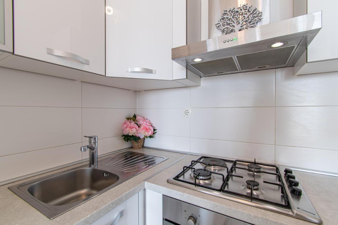 Daire Flexible Selfcheckins 32 - - Garage - Electric Vehicle Ccharger - Big Loggia - New - Repinc 32 *